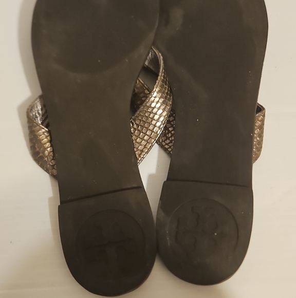 Tory Burch Thora Sandals Snakeskin Embossed Leather Flip Flops Brown Size 9 - Picture 8 of 13